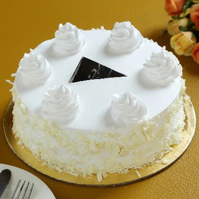 Flavourful White Forest Cake